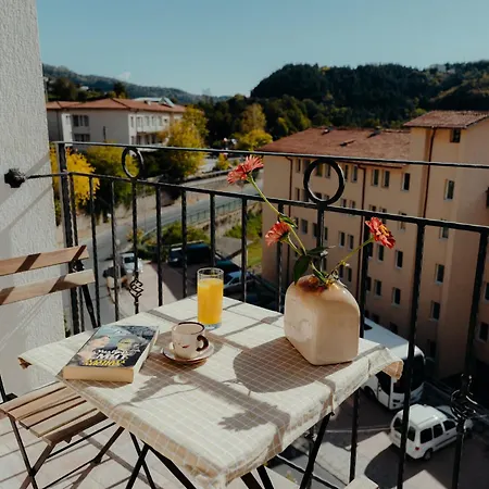 Magnificent In The Mountains Apartamento Banite