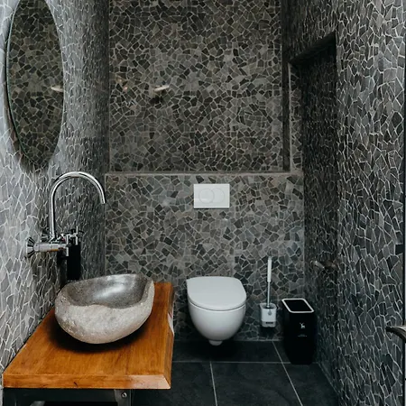 Magnificent In The Mountains Apartamento Banite