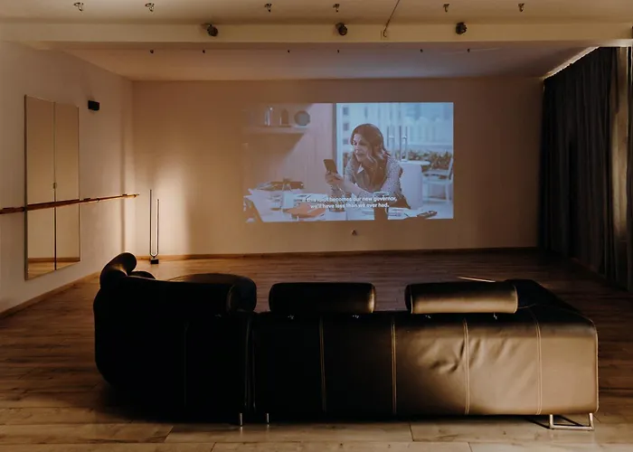 Magnificent In The Mountains Banite